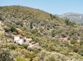 Villa Vicky, hotel with parking in Pythagoreio