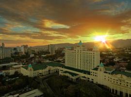 Waterfront Cebu City Hotel & Casino, отель в Себу