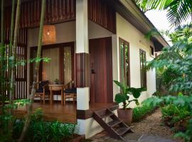 Tai Resort โรงแรมที่มีที่จอดรถในสันป่าตอง