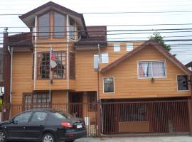 Hostal Lagunitas, guest house in Puerto Montt