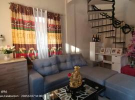mercedes homes bnb, hotel v destinaci Batangas