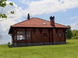 panorama house dulene, cabaña o casa de campo en Kragujevac