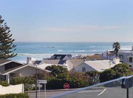 Endless Summer Beach House, hytte i Bloubergstrand