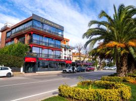 Mihman Hotel, hotel di Tuzla