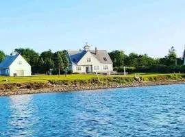 Sea Cliff Cottage