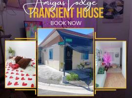 Amigas Lodge, Bed & Breakfast in Santo Tomas