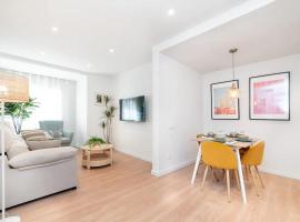 Soler Apartments、サン・アドリア・デ・ベソスのホテル