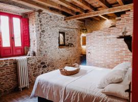 La Casita De Albino, holiday home in Castillo de Bayuela