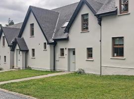 Holiday Home Old Court Holiday Home-2 by Interhome – dom wakacyjny w mieście Ballycrossaun