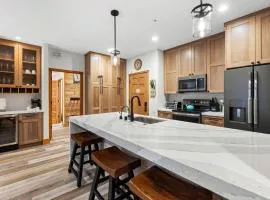 Palisades Tahoe Lodge Rentals Premium Two Bedroom #700