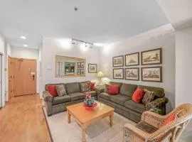 Palisades Tahoe Lodge Rentals Studio #143