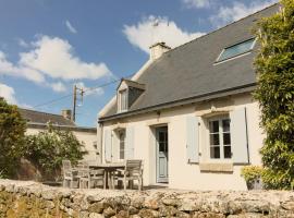 Petite maison de pêcheur avec terrasse, hotel u gradu 'Ile aux Moines'