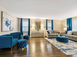 Classic Charm with Modern Flair, hotel pet friendly a Homewood