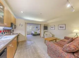 Palisades Tahoe Lodge Rentals Studio #148