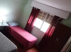 Habitaciónes en Departamento Céntrico