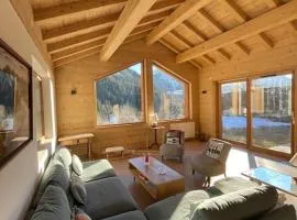 Chalet La Clarée avec grande terrasse et jardin plein sud