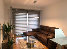 APARTAMENTO MOAÑA - PLAYA A XUNQUEIRA, hotel conveniente a Moaña