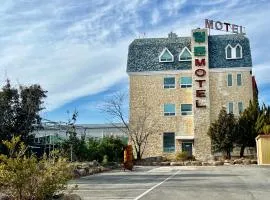 Hilton motel
