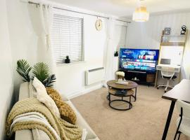 Cozy Apartment in Birchwood, self catering accommodation in Risley