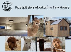 Prześpij się z Alpaką w Tiny House, apartmen di Obórki