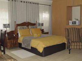 @Home Guest House, hotel near Parking, Rustenburg