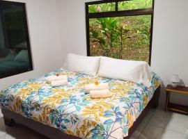 Luxury & Peaceful Lake Dream Villa With Pool1, cottage a Tronadora