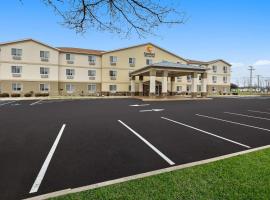 Comfort Inn & Suites, hotel em Fremont