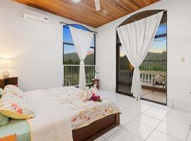 Exquisite and Spacious 250m Villa in Coco VillaF, vacation home in Coco