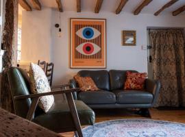 Fishermans Cottage built in 1705, apartment in Hastings