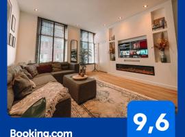 Coolest Apartment in Haarlem City - close to Beach and Amsterdam، شقة في هارلم