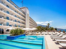 Bluesun Hotel Jadran – hotel w Tučepi