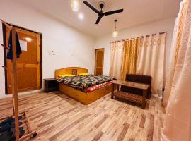John's Homestay, hotel blizu znamenitosti Lal Chowk Ghantaghar, Srinagar