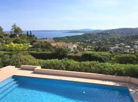 Les Issambres - 8 pers, piscine privée, belle vue mer, hôtel aux Issambres