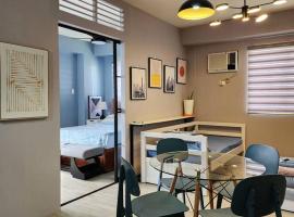 Condo for a family or a group in Bacolod City., hotel em Bacolod