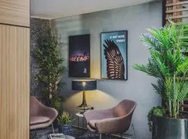 3 VIE Restaurant & Rooms
