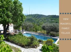 Provencal Villa with Stunning Views of the Sea and Mountains, hotel in Le Bar-sur-Loup