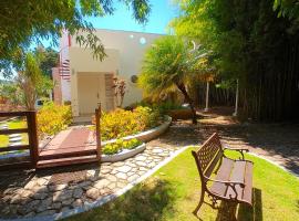 Espaciosa casa a pasos del centro de Boquete, hotel in Bajo Boquete