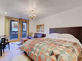 Slope Side Studio in Northstar Village!