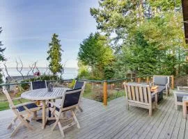 Puget Sound Cottage with Private Community Beach!