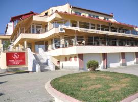 Camino Hotel, hotel v destinaci Curtea de Argeş
