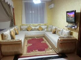Maison a louer par jour pour familles, ξενοδοχείο σε Μεκνές
