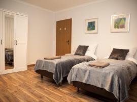 Komfortable Wohnung, hotel u gradu Alcenau