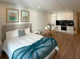 Vicente´s LOB ( Lobos Ocean Breeze), apartment in Câmara de Lobos