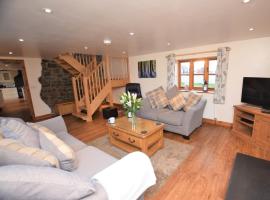 3 Bed in Clovelly TREET, ваканционна къща в Woolfardisworthy