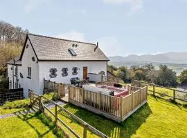 3 Bed in Conwy 74146