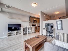 1 Bedroom Condo in Waterloo, huoneisto kohteessa Waterloo