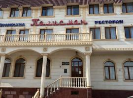 Талисман hotel, hotell i Aktau