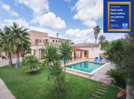 Casa rural, finca rústica con piscina Cas Padrins de Campos, Mallorca, hotel en Campos