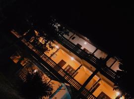 Madhuban Resort, hotel in Sauraha