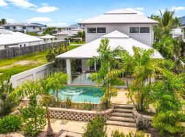 The Anchorage - Ultimate Waterfront Villa โรงแรมในทรินิตีบีช